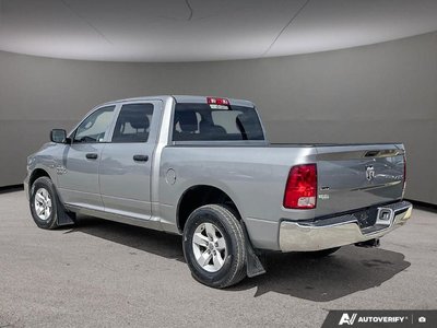 2023 Ram 1500 Classic SLT — photo 4