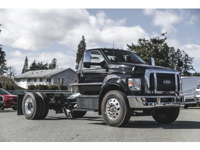 Super Duty F-750 Straight Frame
