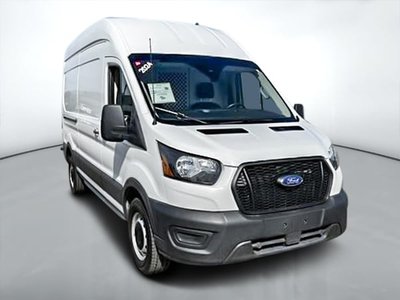 Transit fourgon utilitaire