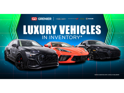 OUR LUXURY VEHICLES !