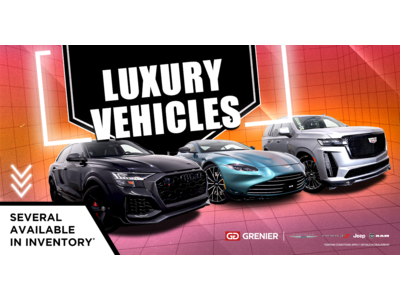 OUR LUXURY VEHICLES !