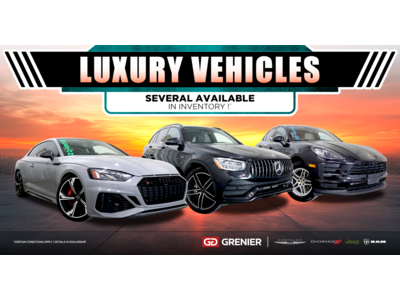OUR LUXURY VEHICLES !