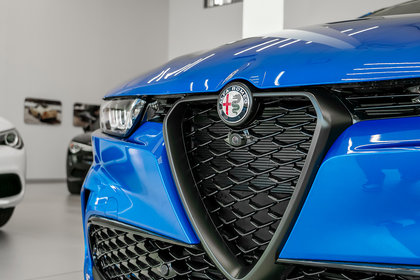 Alfa Romeo Tonale PHEV Veloce 2024 | Bleu Misano - Photos