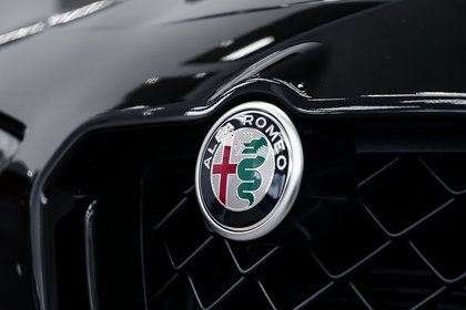 2024 Alfa Romeo Stelvio Quadrifoglio | Vulcano Black Metallic - Photos