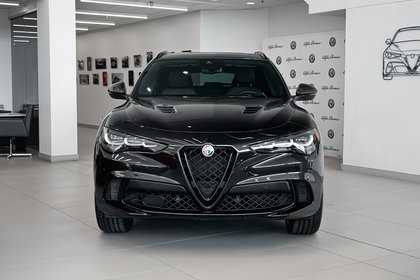 Alfa Romeo Stelvio Quadrifoglio SUPER SPORT 2024 | Noir Vulcano Métallique - Photos