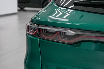 Alfa Romeo Tonale PHEV Tributo 2025 | Verde Fangio - Photos