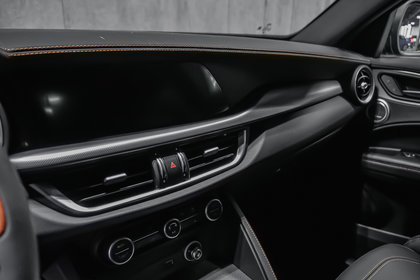 2025 Alfa Romeo Stelvio Intensa | Vulcano Black - Pictures