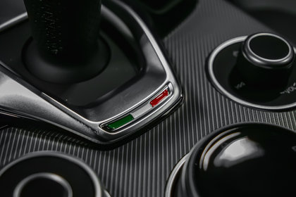 2025 Alfa Romeo Stelvio Intensa | Vulcano Black - Pictures