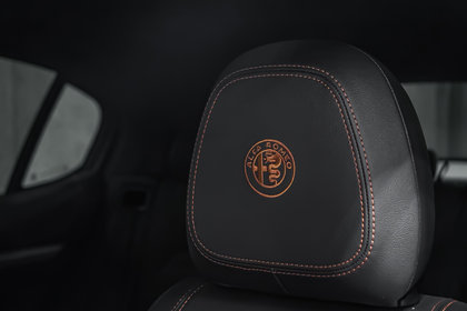 2025 Alfa Romeo Stelvio Intensa | Vulcano Black - Pictures