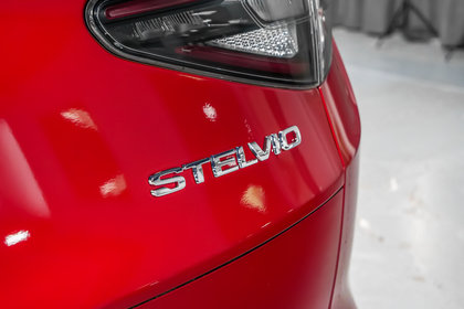 2025 Alfa Romeo Stelvio Intensa | Rosso GTA - Pictures