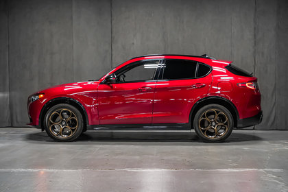 2025 Alfa Romeo Stelvio Intensa | Rosso GTA - Pictures