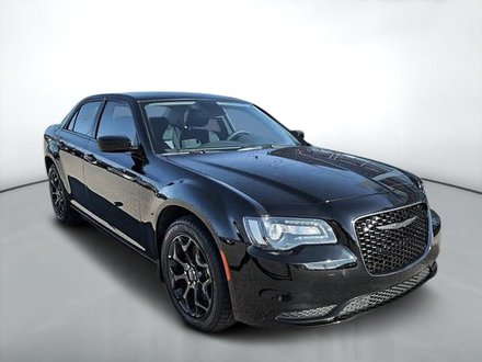 2023 Chrysler 300 TOURING AWD