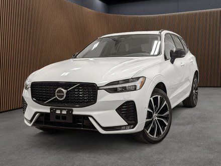 Volvo XC60 B5 AWD Plus Dark Theme 2024