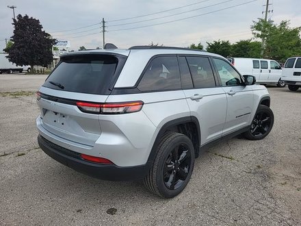 2024 Jeep Grand Cherokee Altitude