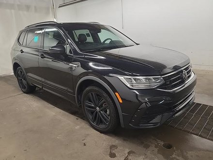 2022 Volkswagen Tiguan Comfortline R-Line Black 2.0T 8sp at w/Tip 4M