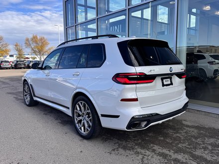 2024 BMW X7 XDrive40i