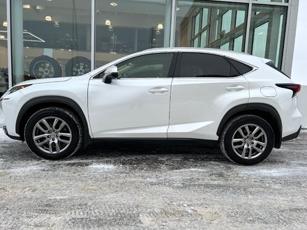 2017 Lexus NX 200t 6A
