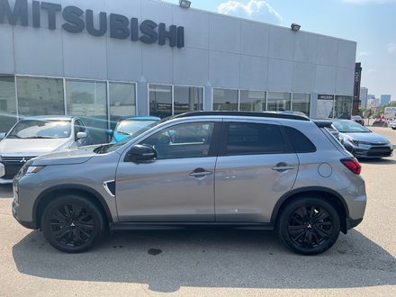 2024 Mitsubishi RVR NOIR AWC, Microsuede/Synthetic Leather Seats