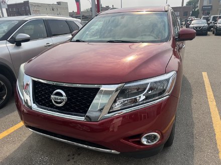 2013 Nissan Pathfinder Platinum V6 4x4 at