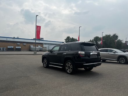 2018 Toyota 4Runner SR5 V6 5A