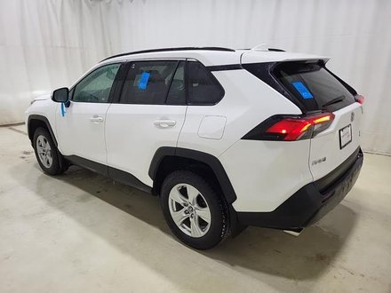 2021 Toyota RAV4 XLE AWD