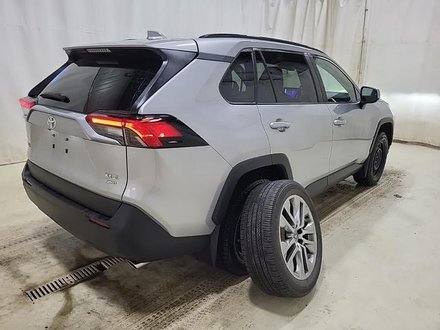 2023 Toyota RAV4 XLE AWD