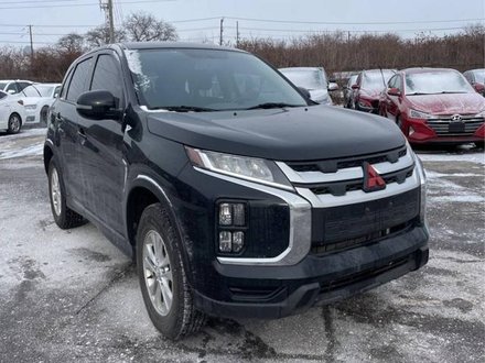 2021 Mitsubishi RVR 2.4L SE AWC - CVT, Heated Seats, Cruise Control