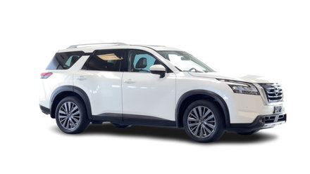 2023 Nissan Pathfinder SL V6 4x4 at