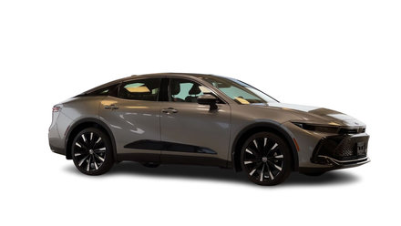 2023 Toyota CROWN Platinum