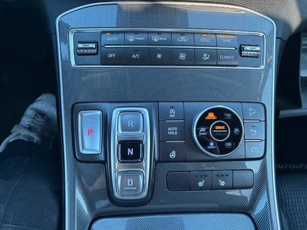 2022 Hyundai Santa Fe Preferred AWD 2.5L CPO, Rear Camera,