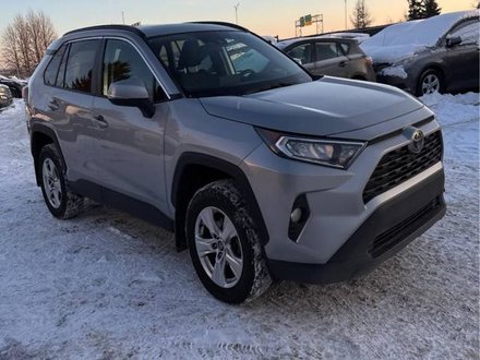 2020 Toyota RAV4 AWD XLE