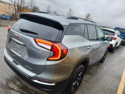 2024 GMC Terrain AWD AT4