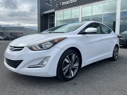 Hyundai Elantra GLS TOIT SIEGES CHAUFFANTS BLUETOOTH REGULATEUR 2015