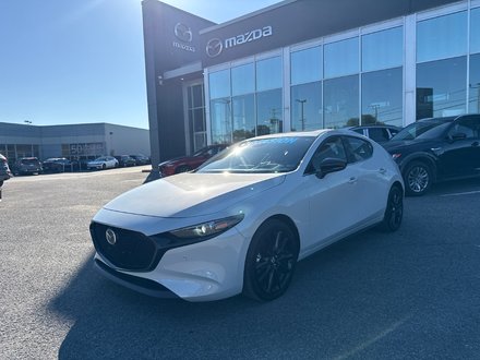 Mazda3 Sport GT AWD TOIT SIEGES EN CUIR CHAUFFANTS CAMERA MAGS 2024