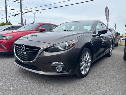 Mazda3 GT NAVI TOIT AUDIO BOSE A/C BIZONE CAMERA 2015