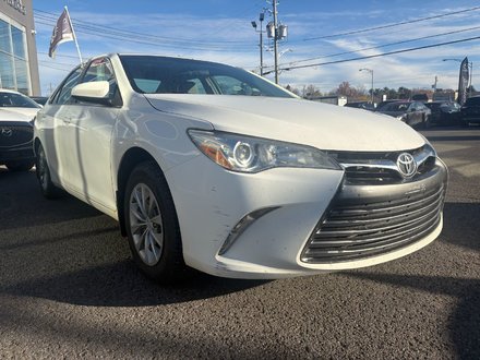 2015 Toyota Camry LE A/C SIEGES CHAUFFANTS CAMERA REGULATEUR