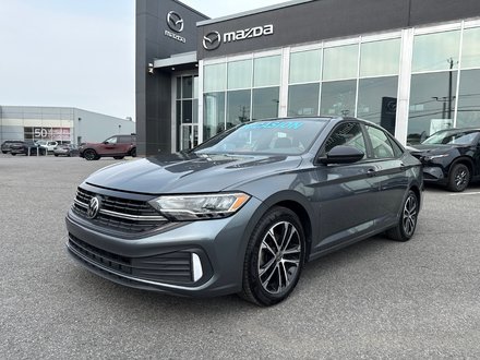 Volkswagen Jetta COMFORTLINE TOIT SIEGE CONDUCTEUR ELECTRIQUE MAGS 2023