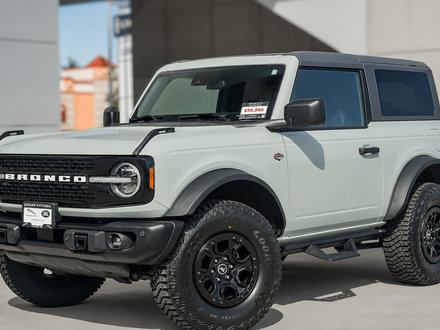 2023 Ford BRONCO 2 DR ADVANCED 4X4