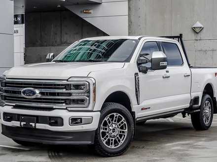 2025 Ford Super Duty F-350 SRW Platinum