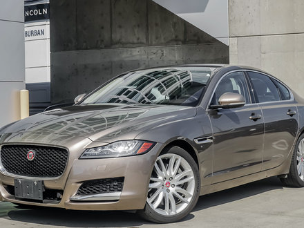 2016 Jaguar XF PRESTIGE