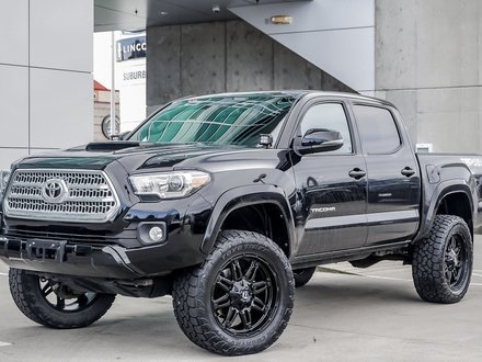 2017 Toyota Tacoma TRD Sport