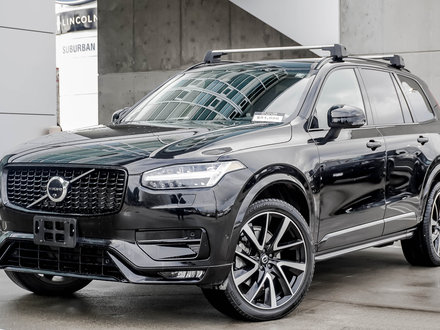2023 Volvo XC90 Plus Dark Theme