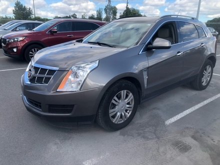 Cadillac SRX Base 2012