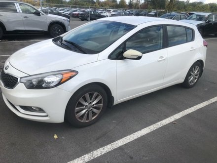 Kia Forte 5-Door LX PLUS 2016