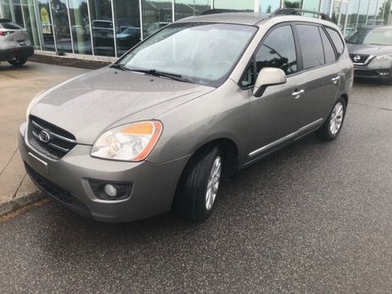 Kia Rondo EX 2010