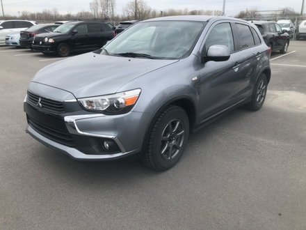 Mitsubishi RVR SE 2016
