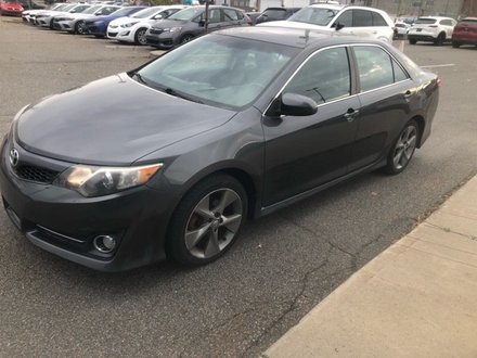 Toyota Camry SE 2012