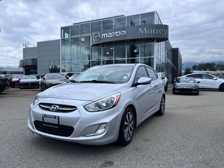 2017 Hyundai Accent (5) SE