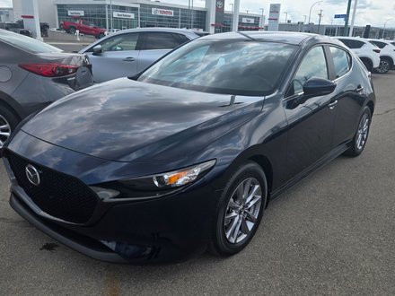 2022  Mazda3 Sport GS