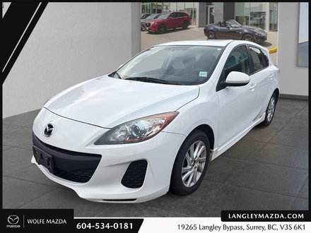 2013  Mazda3 GS-SKY